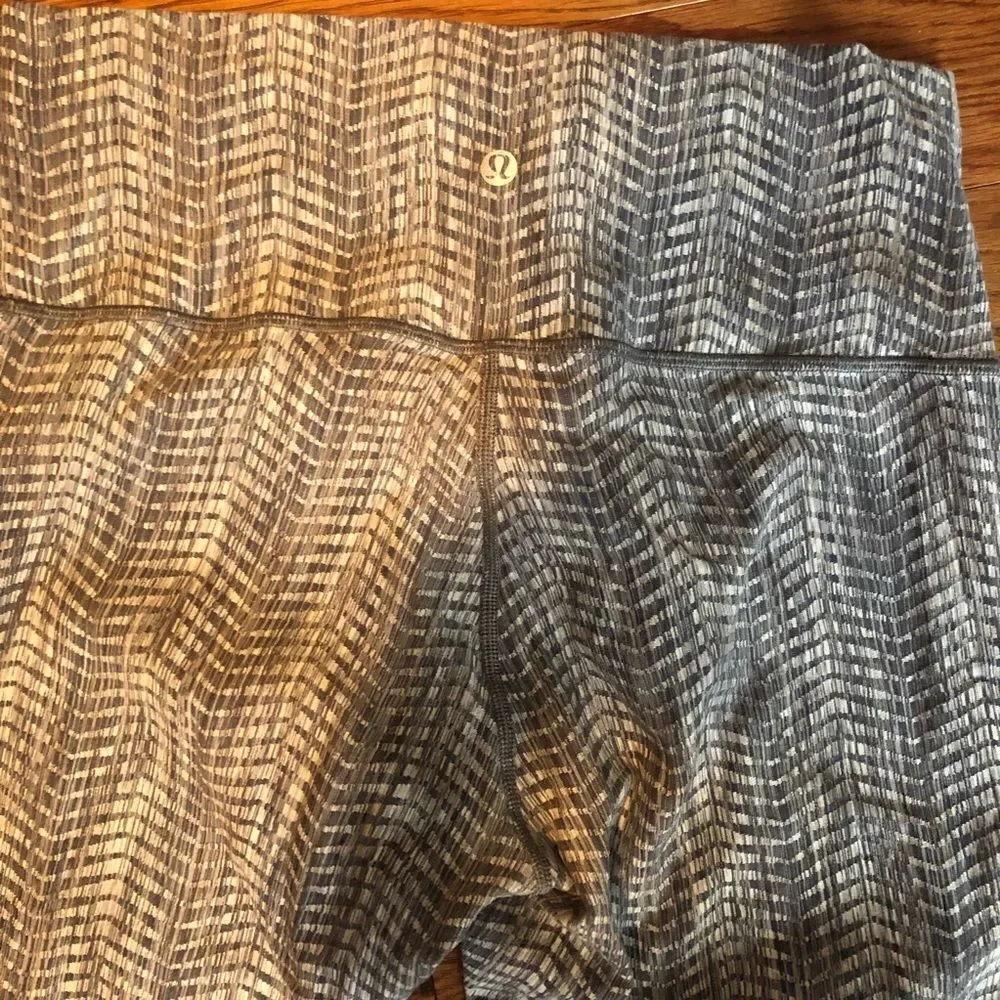 Lululemon wunder under
